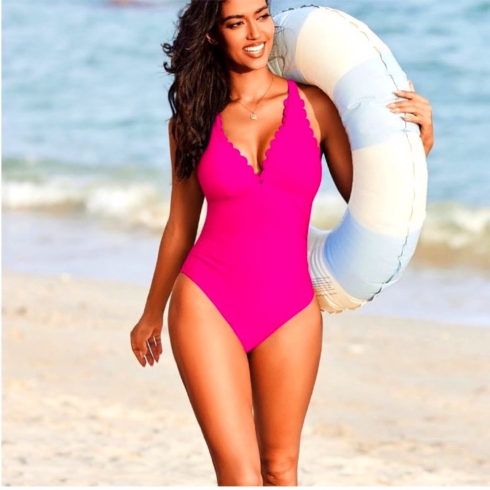 Kate Spade Pink Scalloped One Piece Bathing Suit Size L Large